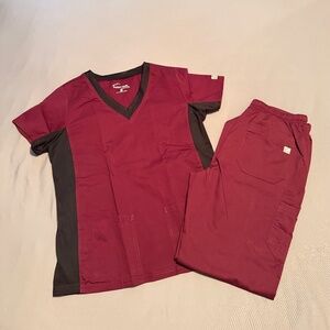 Uniform Advantage Soft Stretch Scrub Set